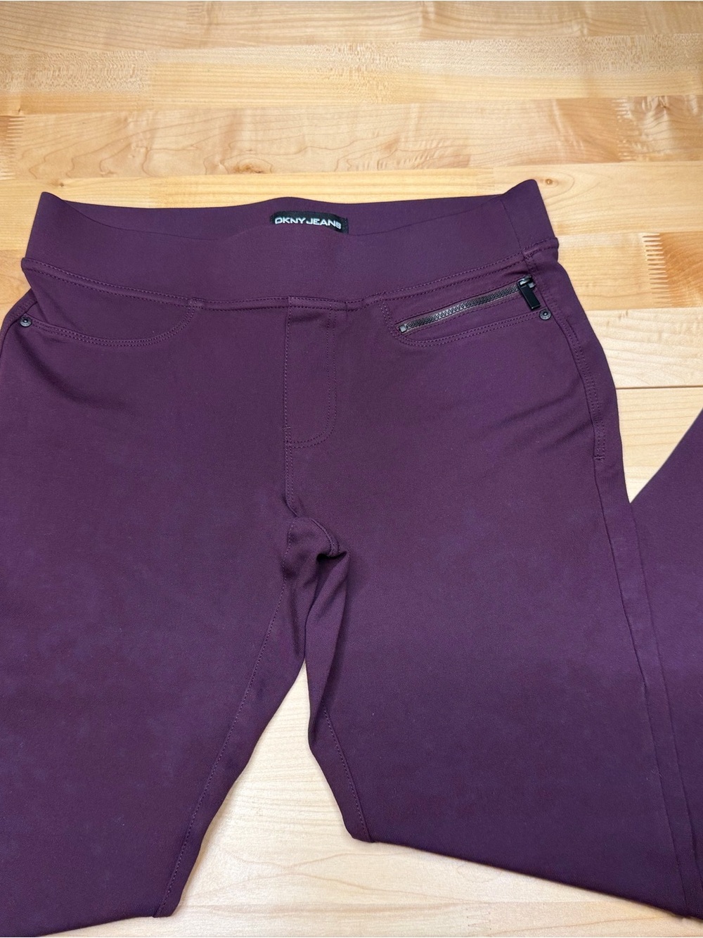 Dkny Women’s Plum Ponte Jeggings with Faux Zipper Pocket